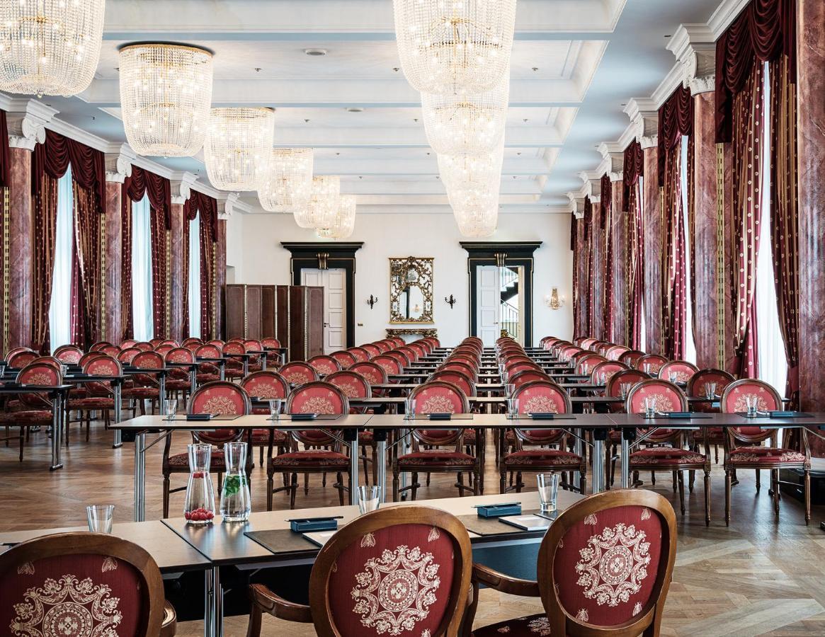 Althoff Grandhotel Schloss Bensberg Bergisch Gladbach Exterior foto The main conference room