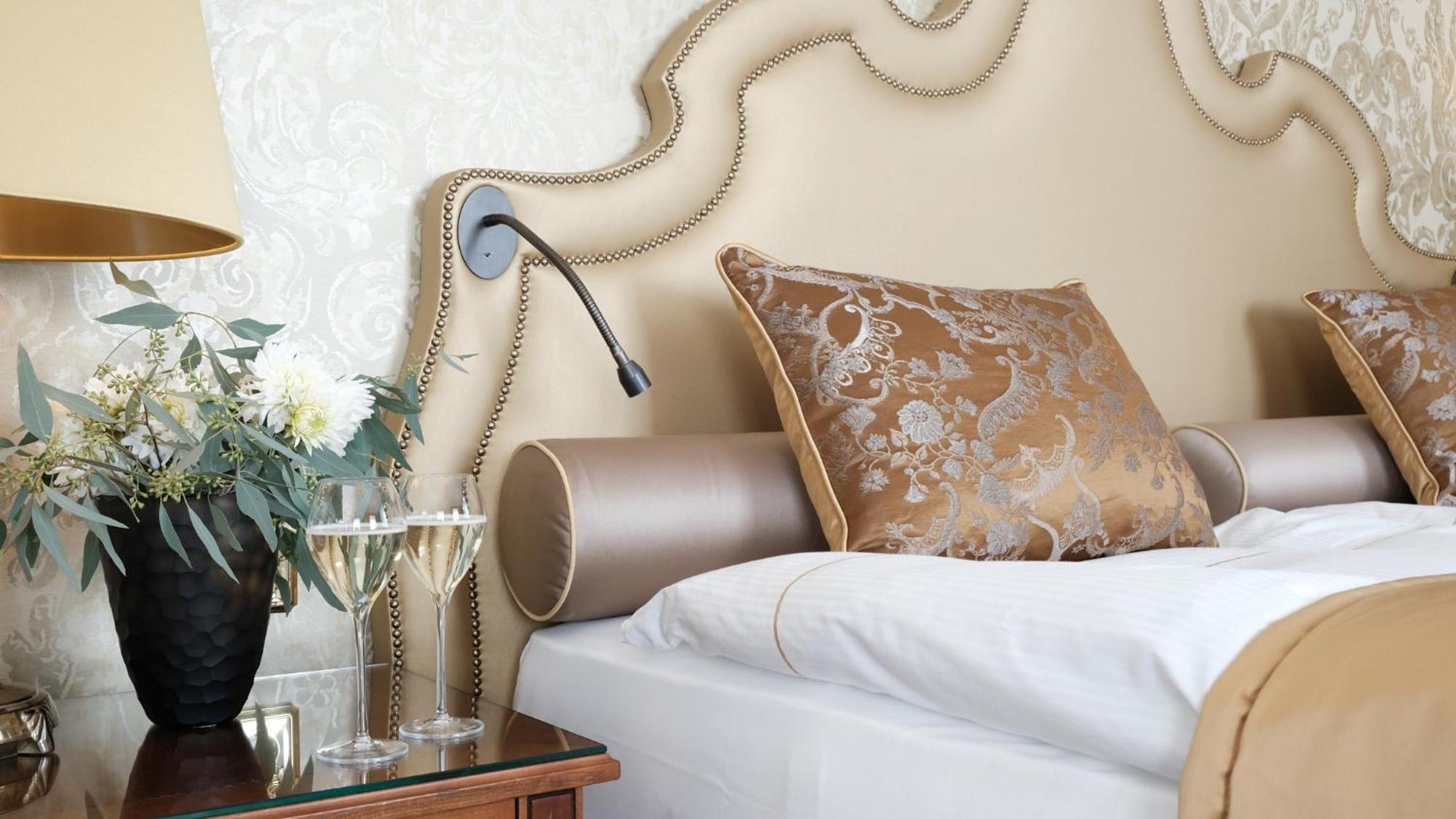 Althoff Grandhotel Schloss Bensberg Bergisch Gladbach Quarto foto A wall light
